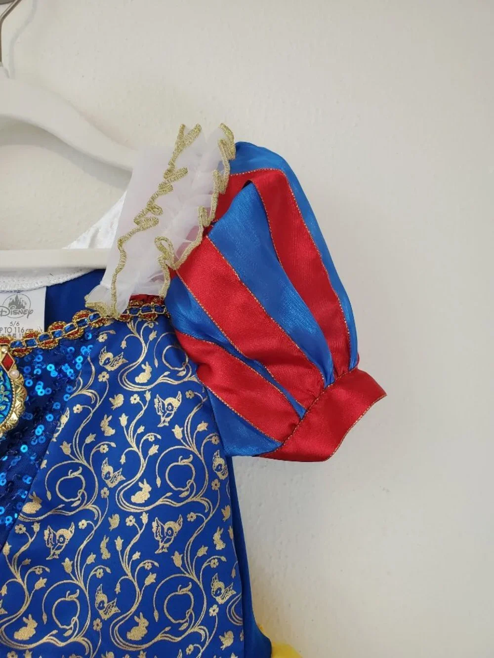 Snow White Disney girl's costume dress; girls 5/6